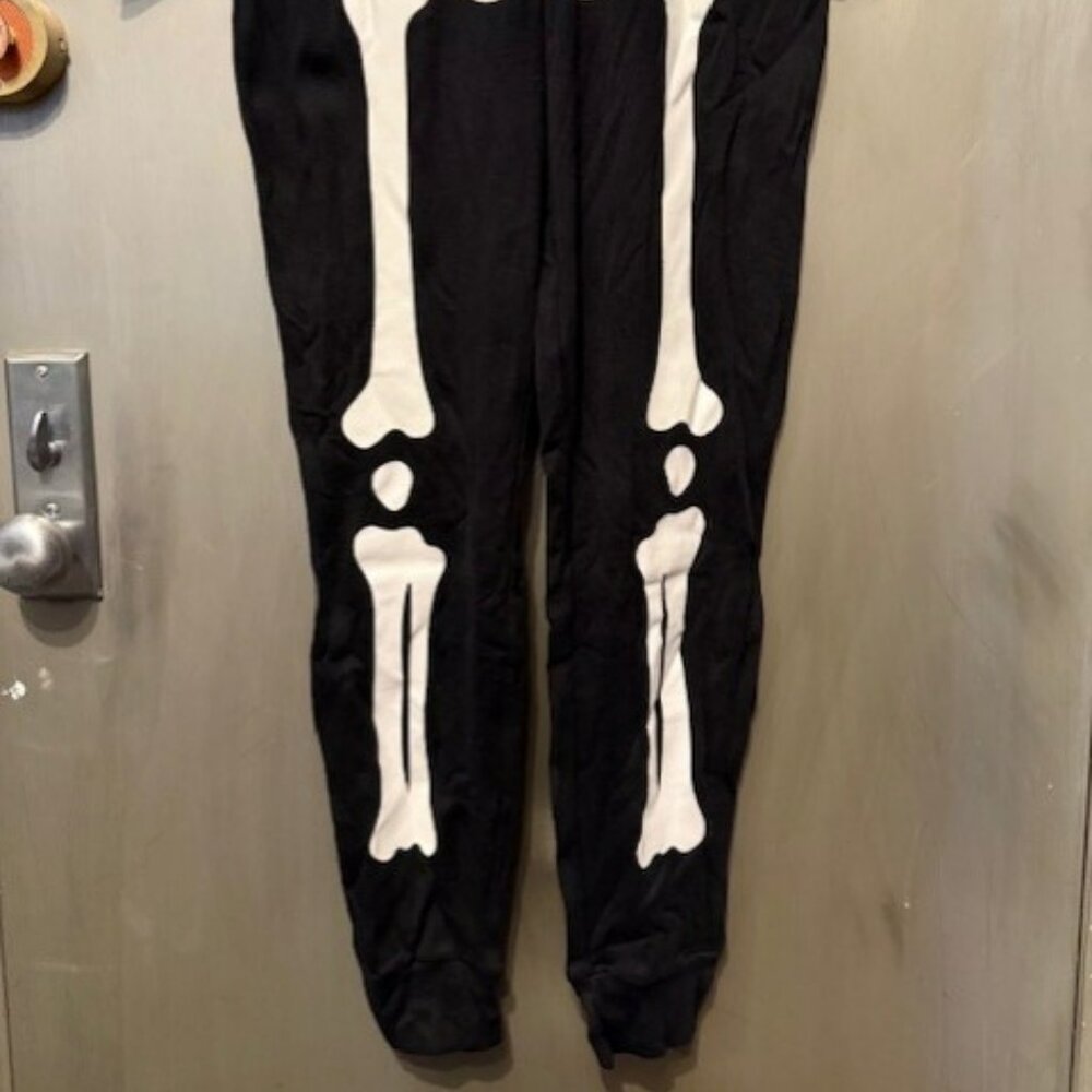 NWT - Glow-in-the-Dark Skeleton with heart One-Piece Jumpsuit - Unisex - Picture 6 of 16